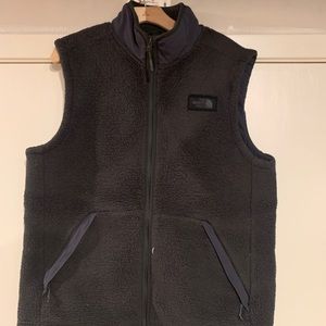 North face shepa vest